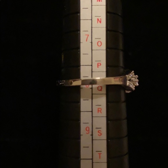 Green ring - Picture 2 of 2